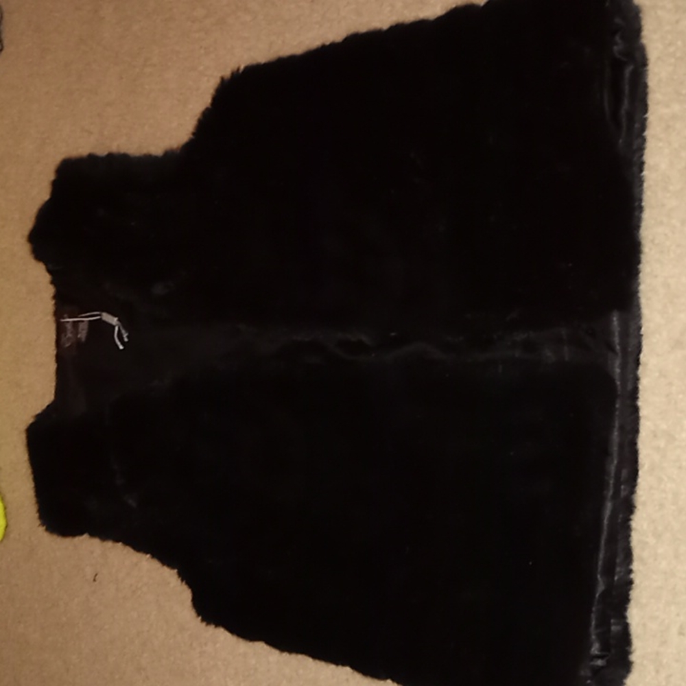 Faux fur vest eyeful brand